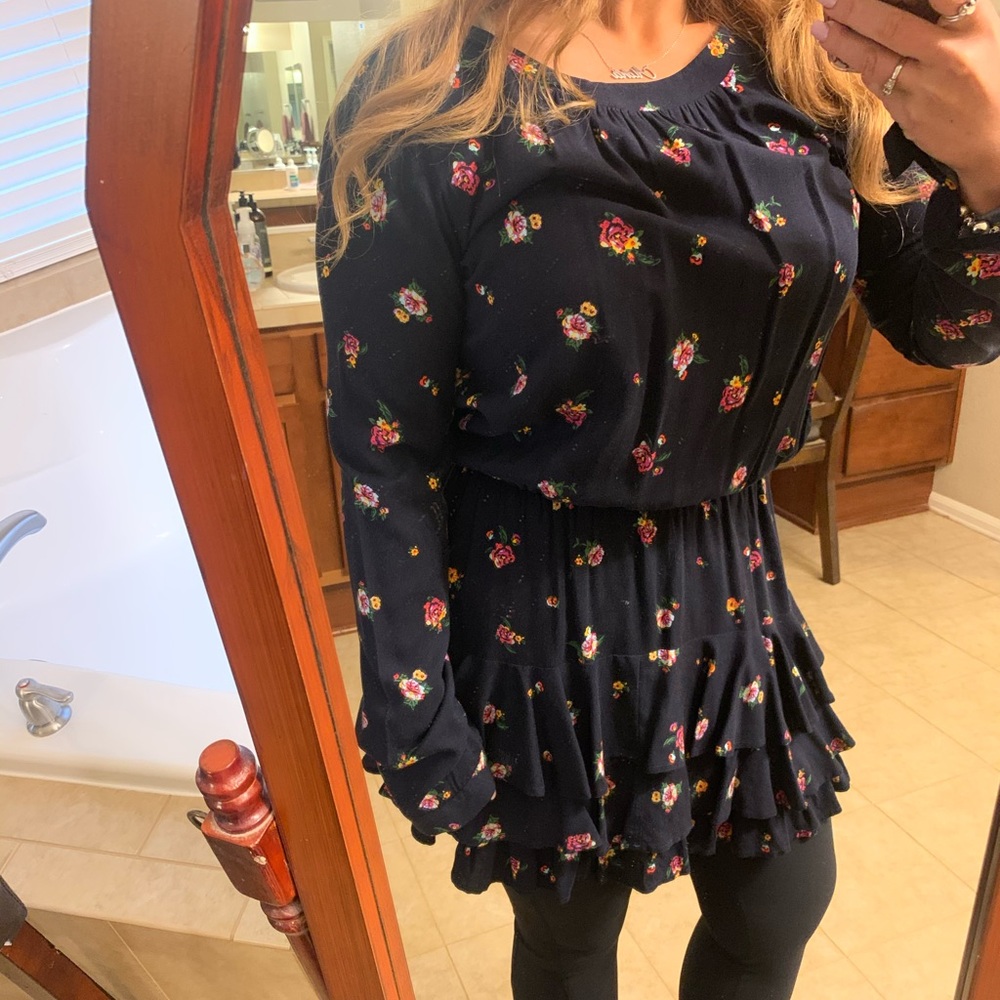 Chelsea Sky navy cinched waist floral dress